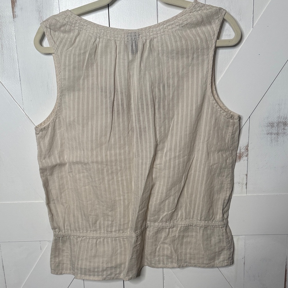 Embroidered Cream Peplum Sleeveless Tank Top - Picture 6 of 8